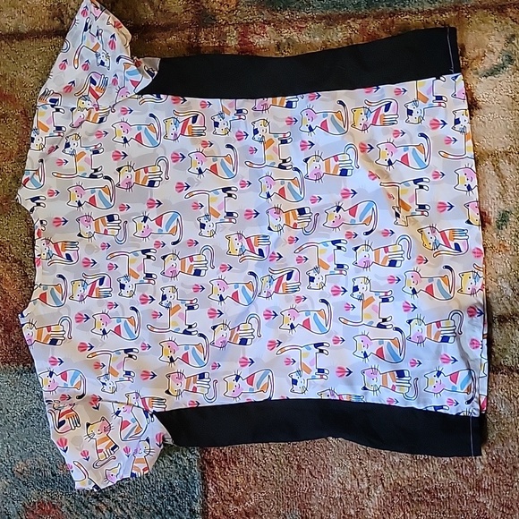 Scrub top 💓3/15💓 - Picture 3 of 3